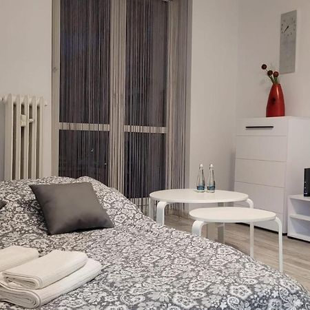 Apartament Tuwima Zabrze Esterno foto