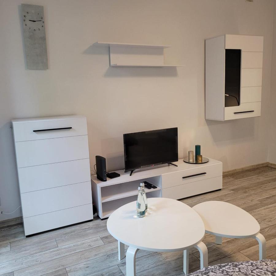 Apartament Tuwima Zabrze Esterno foto