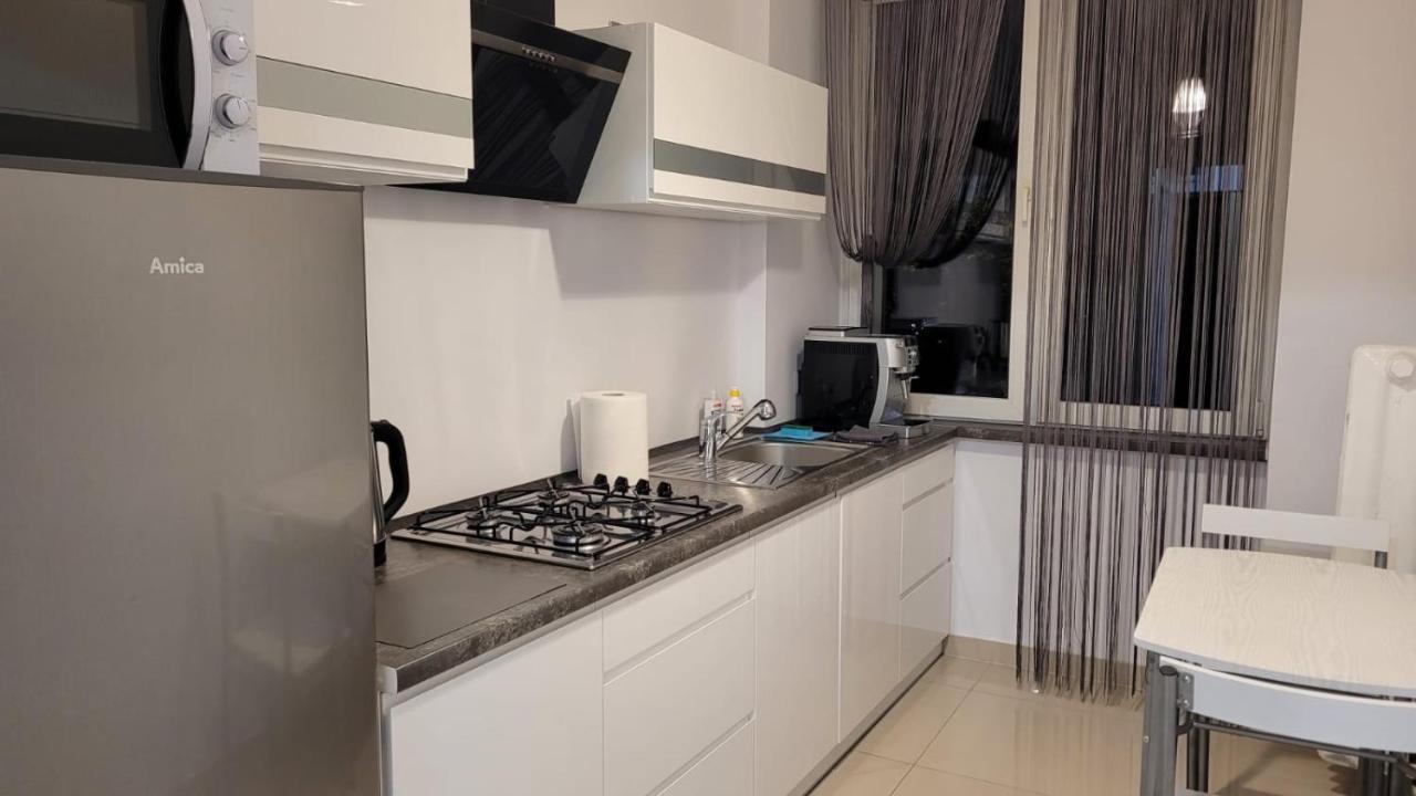 Apartament Tuwima Zabrze Esterno foto